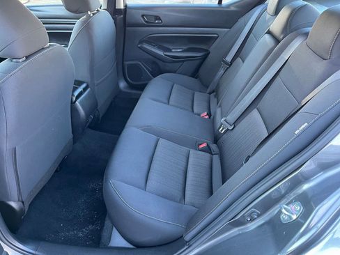 Used 2025 Nissan Altima 2.5 SV image 22