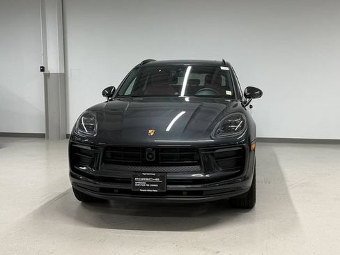Used 2026 Porsche Macan AWD/4WD image 1