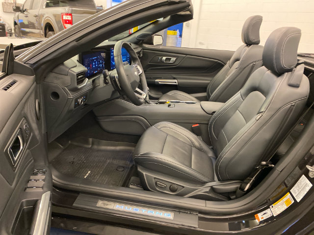 Used 2024 Ford Mustang GT Premium RWD image 33