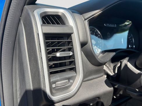 Used 2023 RAM 1500 Big Horn AWD/4WD image 12