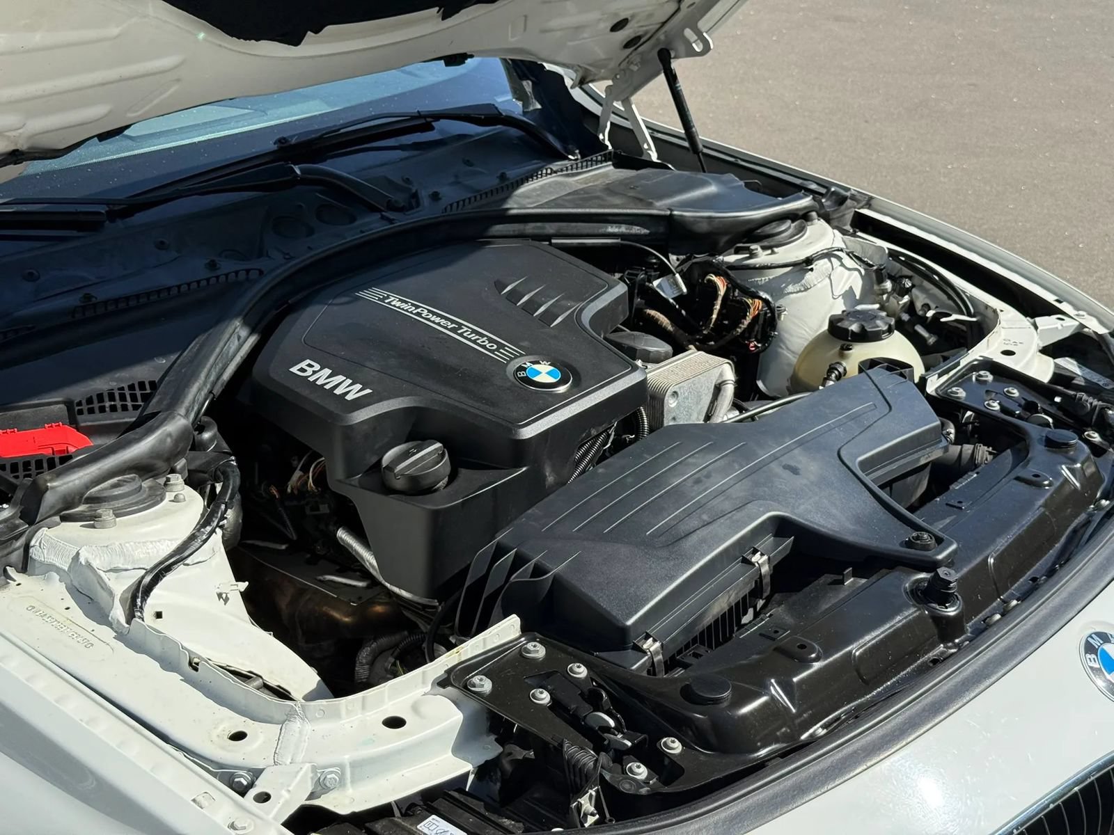 Used 2014 BMW 328i xDrive Wagon AWD/4WD image 17