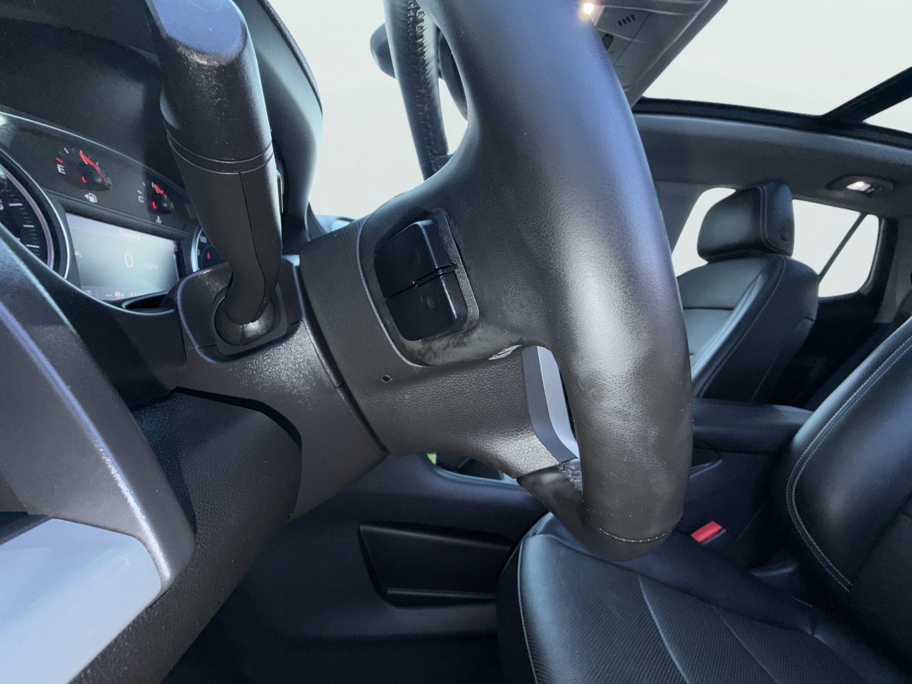 Used 2023 GMC Terrain SLT w/ Elevation Edition AWD/4WD image 32