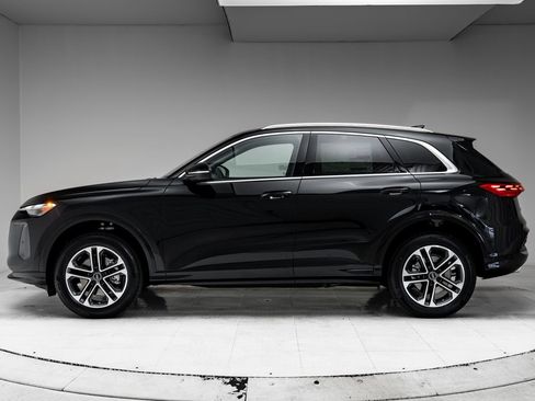 New 2026 Audi Q5 Premium AWD/4WD image 2