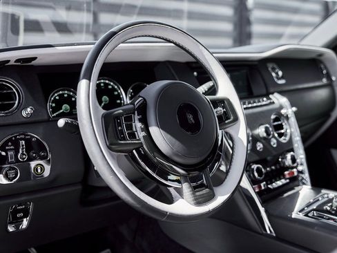 Used 2023 Rolls-Royce Cullinan AWD/4WD image 41