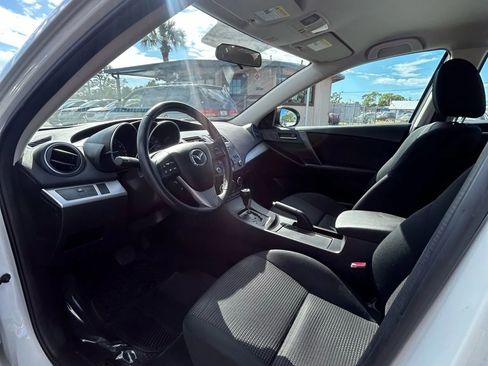 Used 2013 MAZDA MAZDA3 i Touring image 27
