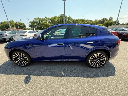 Used 2023 Maserati Grecale Modena AWD/4WD image 4