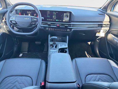 New 2026 Kia Sportage X-Line w/ X-Line Premium Package image 12