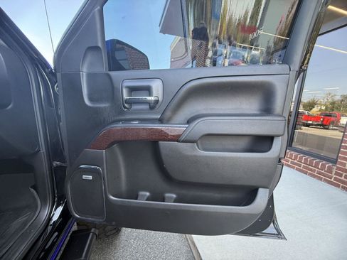 Used 2016 GMC Sierra 1500 SLT AWD/4WD image 23