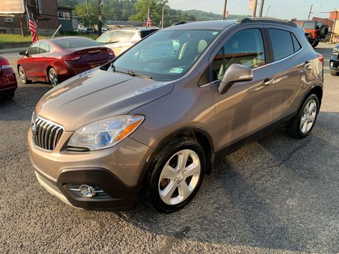 Used 2015 Buick Encore Convenience FWD image 2