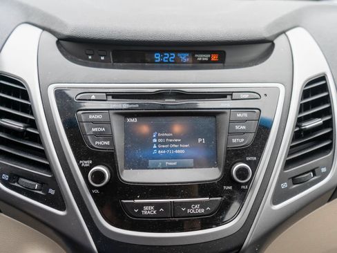 Used 2016 Hyundai Elantra Value Edition FWD image 20