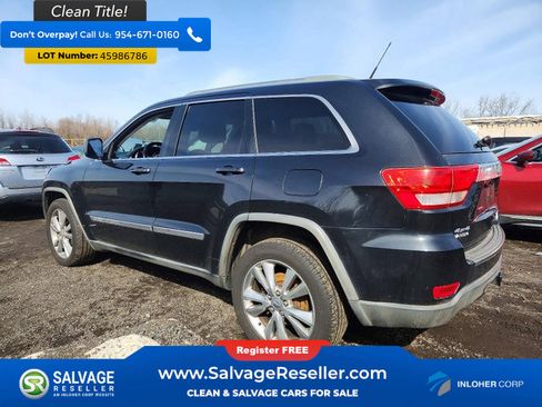 Used 2011 Jeep Grand Cherokee Laredo w/ Trailer Tow Group image 3