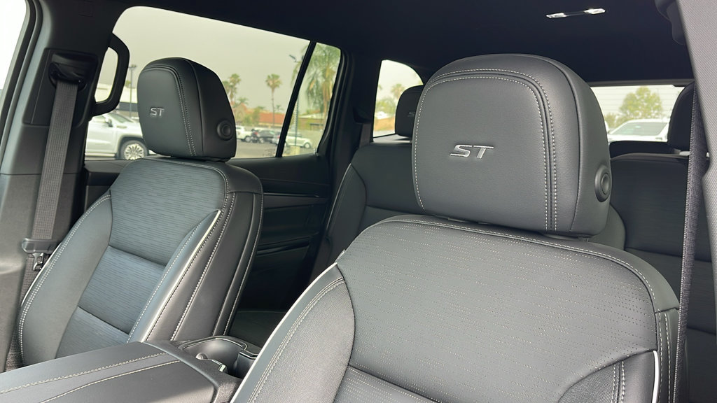 New 2026 Buick Enclave Sport Touring w/ Power Package FWD image 14