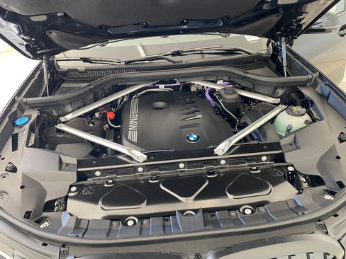 New 2026 BMW X7 xDrive40i w/ M Sport Package image 33