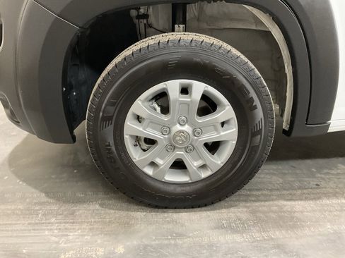 Used 2024 RAM ProMaster 2500 w/ Quick Order Package 22G SLT image 6