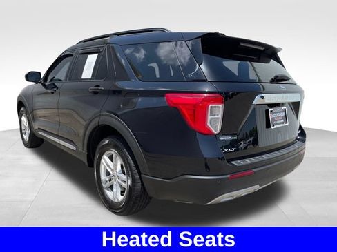 Used 2023 Ford Explorer XLT w/ Equipment Group 202A AWD/4WD image 3