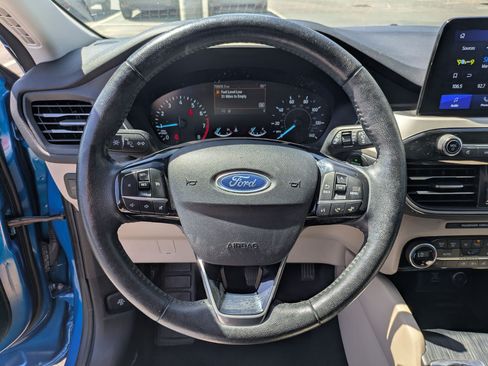 Used 2021 Ford Escape SEL FWD image 18