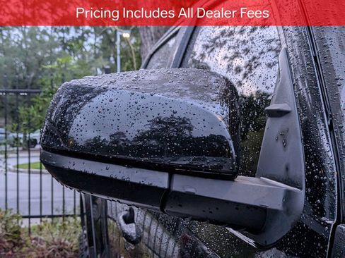 Used 2018 Toyota Tacoma SR5 RWD image 11