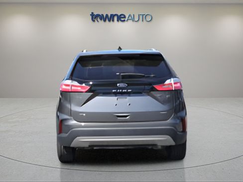 Used 2022 Ford Edge SEL w/ Convenience Package AWD/4WD image 4