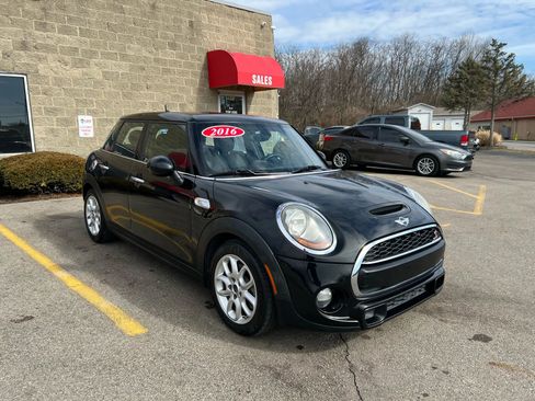 Used 2016 MINI Cooper S image 3