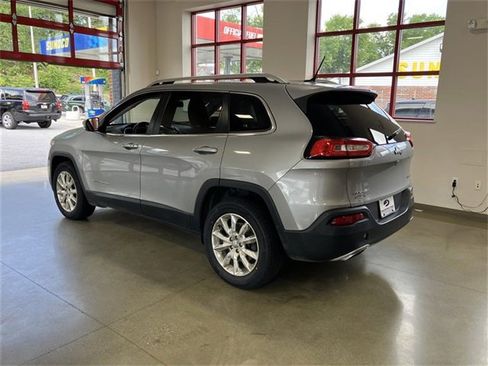 Used 2015 Jeep Cherokee Limited image 5