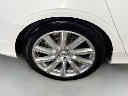 Used 2018 Volvo S90 T6 Inscription w/ Convenience Package image 33