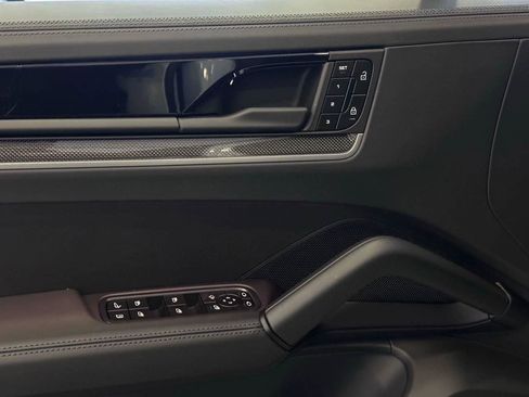 New 2025 Porsche Cayenne Turbo image 64