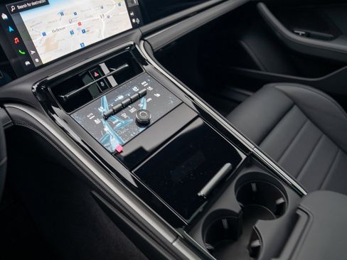 New 2026 Porsche Panamera 4 image 21