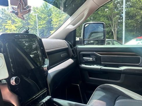 Used 2023 RAM 2500 Laramie AWD/4WD image 6