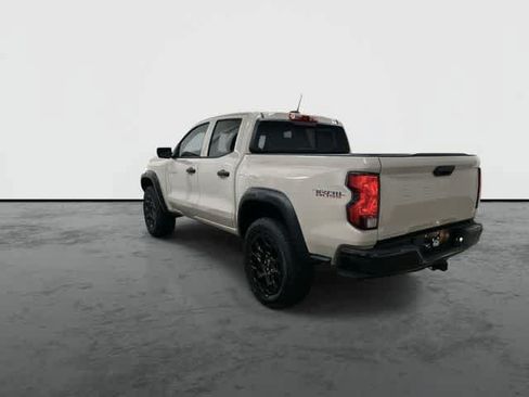 Used 2026 Chevrolet Colorado Trail Boss AWD/4WD image 2