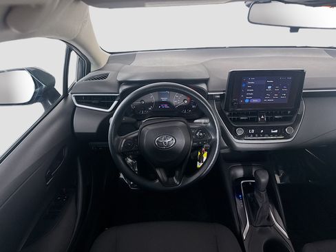 Used 2023 Toyota Corolla LE FWD image 17