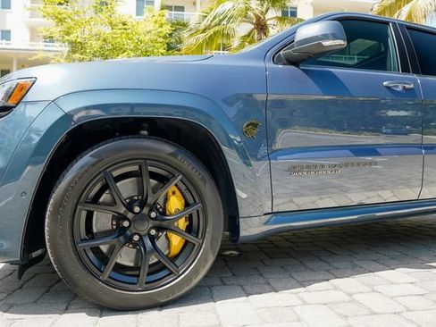 Used 2021 Jeep Grand Cherokee Trackhawk AWD/4WD image 12