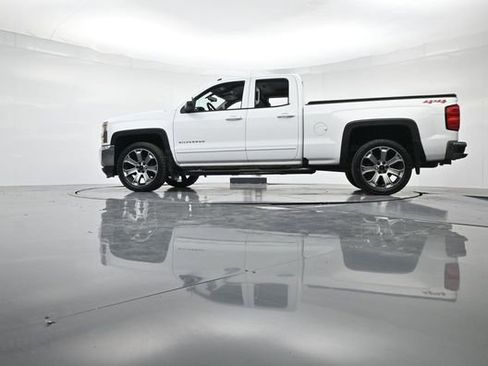Used 2018 Chevrolet Silverado 1500 LT image 34