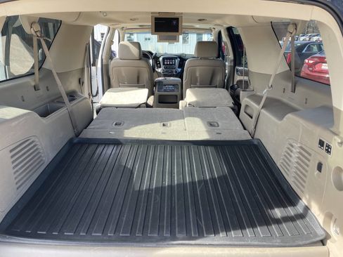 Used 2016 Chevrolet Suburban LTZ image 40