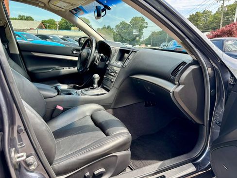 Used 2013 INFINITI G37 x Sedan w/ Premium Pkg AWD/4WD image 13