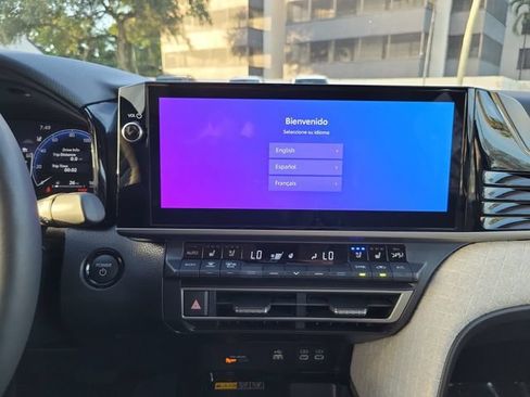 Used 2025 Toyota Camry XLE w/ Premium Plus Package FWD image 19