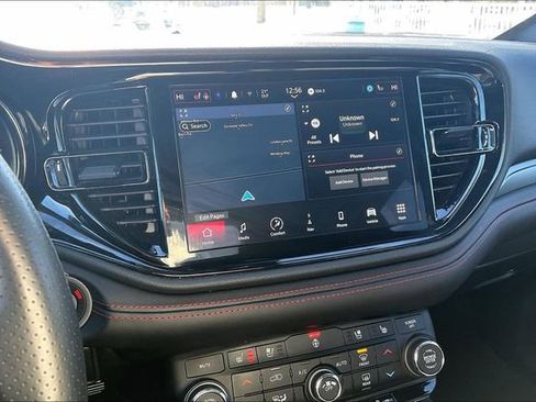 Used 2024 Dodge Durango GT image 7