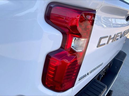 Used 2023 Chevrolet Silverado 2500 LT image 28