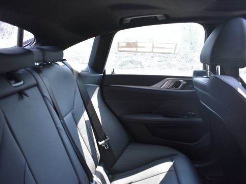 Used 2025 BMW 430i w/ M Sport Package RWD image 24