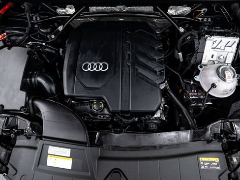 Certified 2023 Audi Q5 2.0T Premium Plus image 24