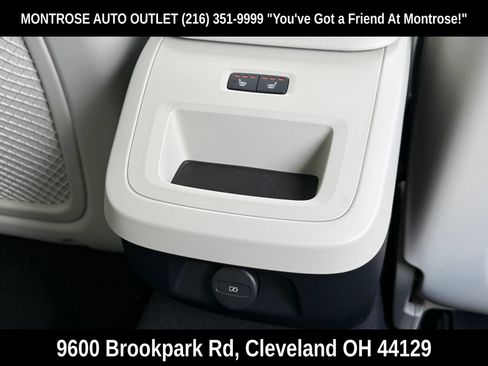 New 2026 Volvo V60 B5 Cross Country Plus w/ Protection Package Premier AWD/4WD image 15