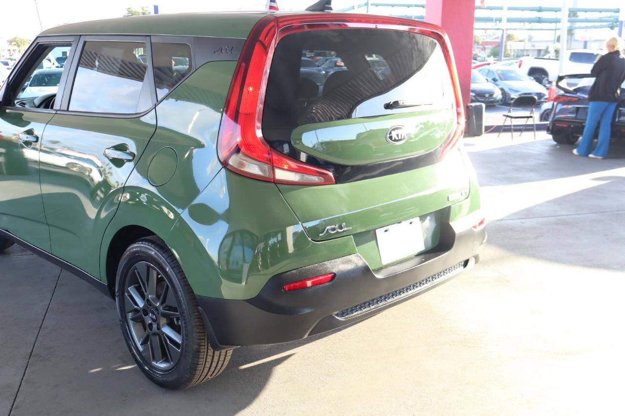 Used 2021 Kia Soul EX FWD image 9