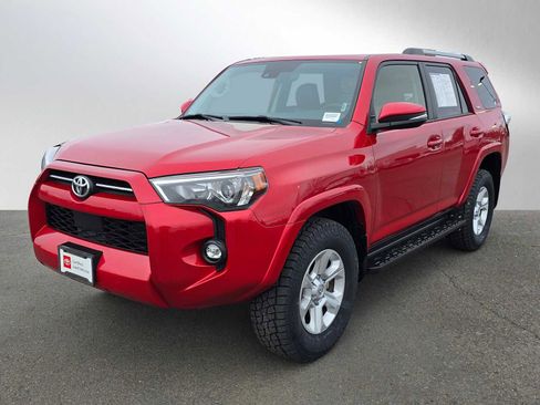 Used 2024 Toyota 4Runner SR5 Premium image 9