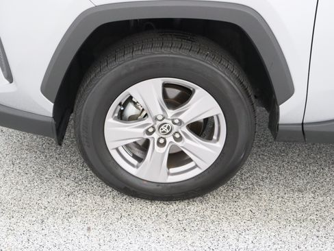 Used 2025 Toyota RAV4 XLE FWD image 11