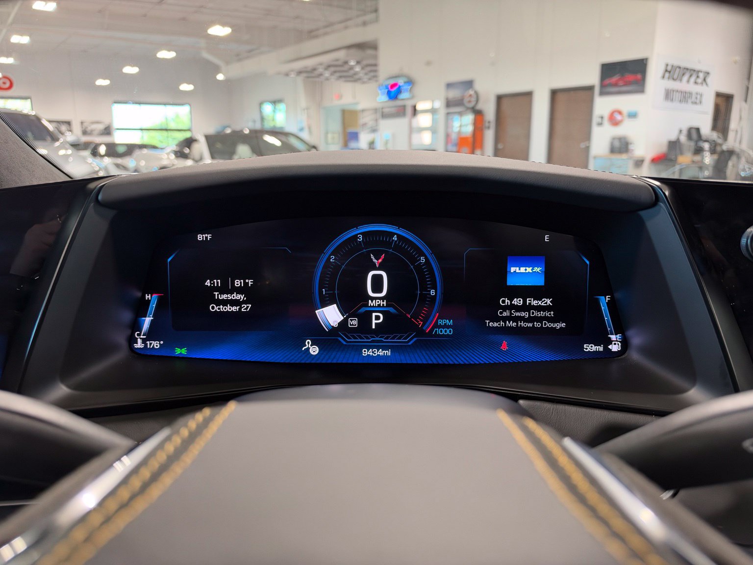 Used 2026 Chevrolet Corvette Stingray Premium Conv w/ Z51 Performance Package RWD image 29