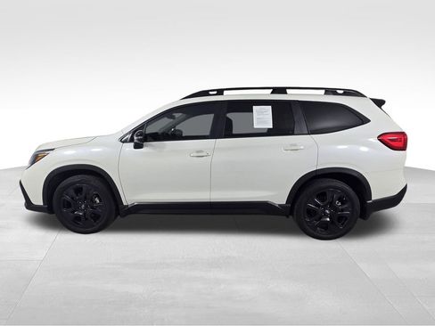 Used 2023 Subaru Ascent Onyx Edition AWD/4WD image 4