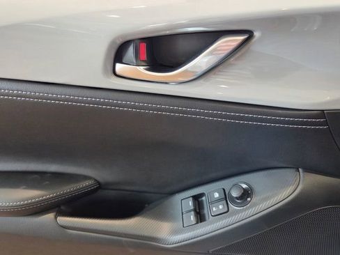 New 2025 MAZDA MX-5 Miata Club image 29