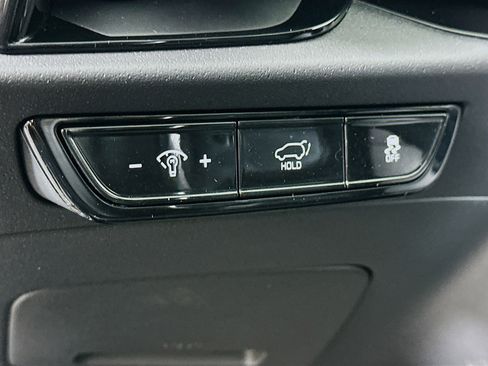 Used 2023 Kia Niro Wind w/ Wind Preserve Package FWD image 17