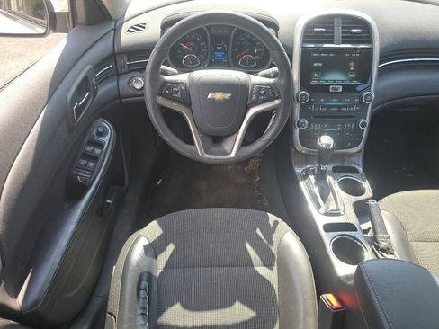 Used 2015 Chevrolet Malibu LT FWD image 20