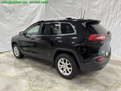 Used 2017 Jeep Cherokee Latitude w/ True North Edition image 7