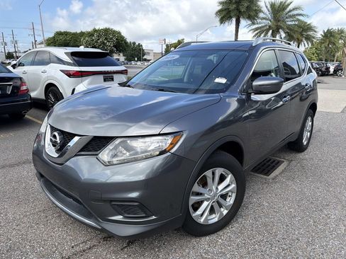 Used 2016 Nissan Rogue SV AWD/4WD image 3